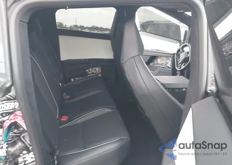 2024 Tesla Cybertruck All-Wheel Drive z USA, uszkodzony, nr VIN 7G2CEHED4RA000603